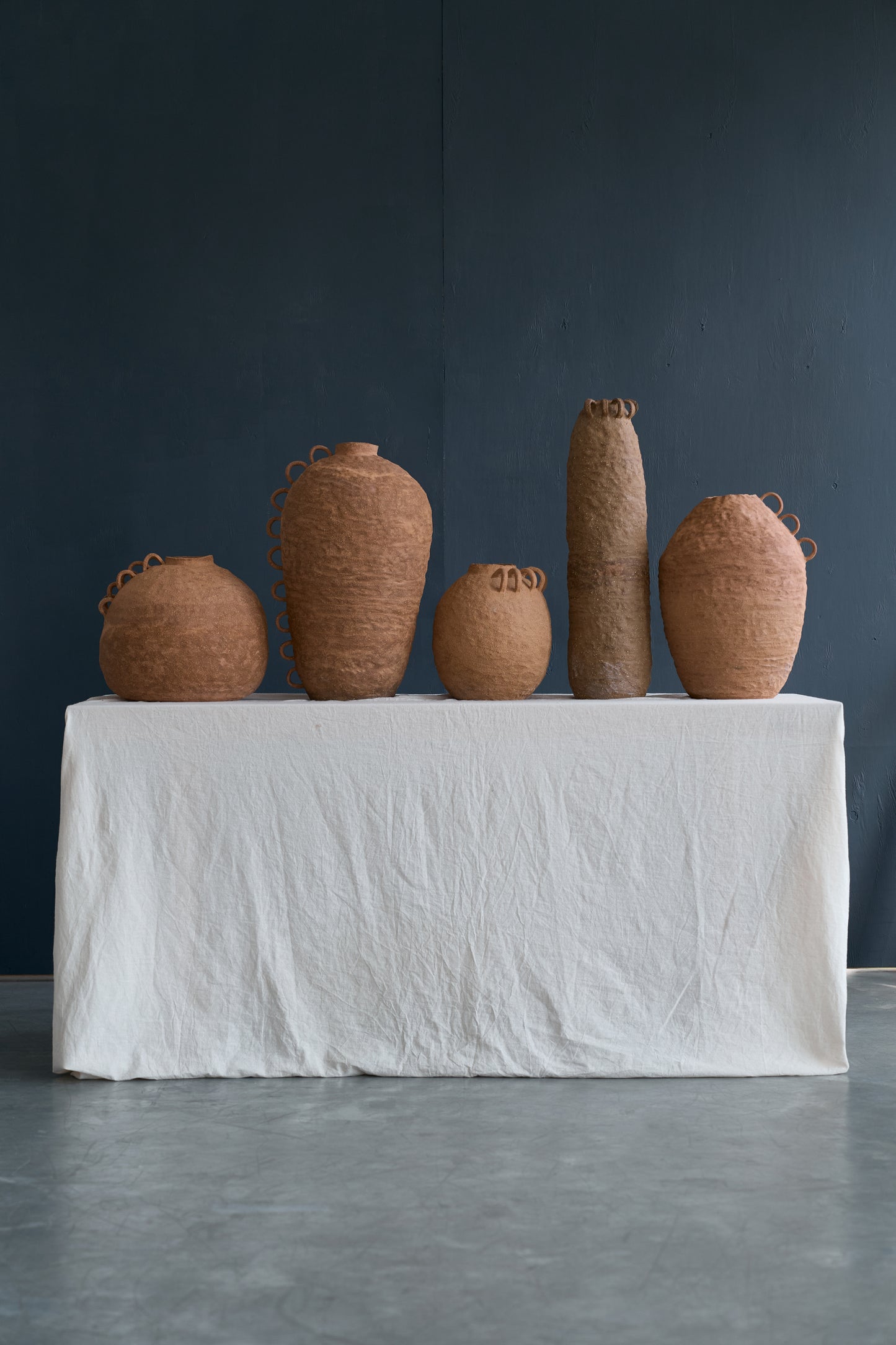 HUM - ceramic vase