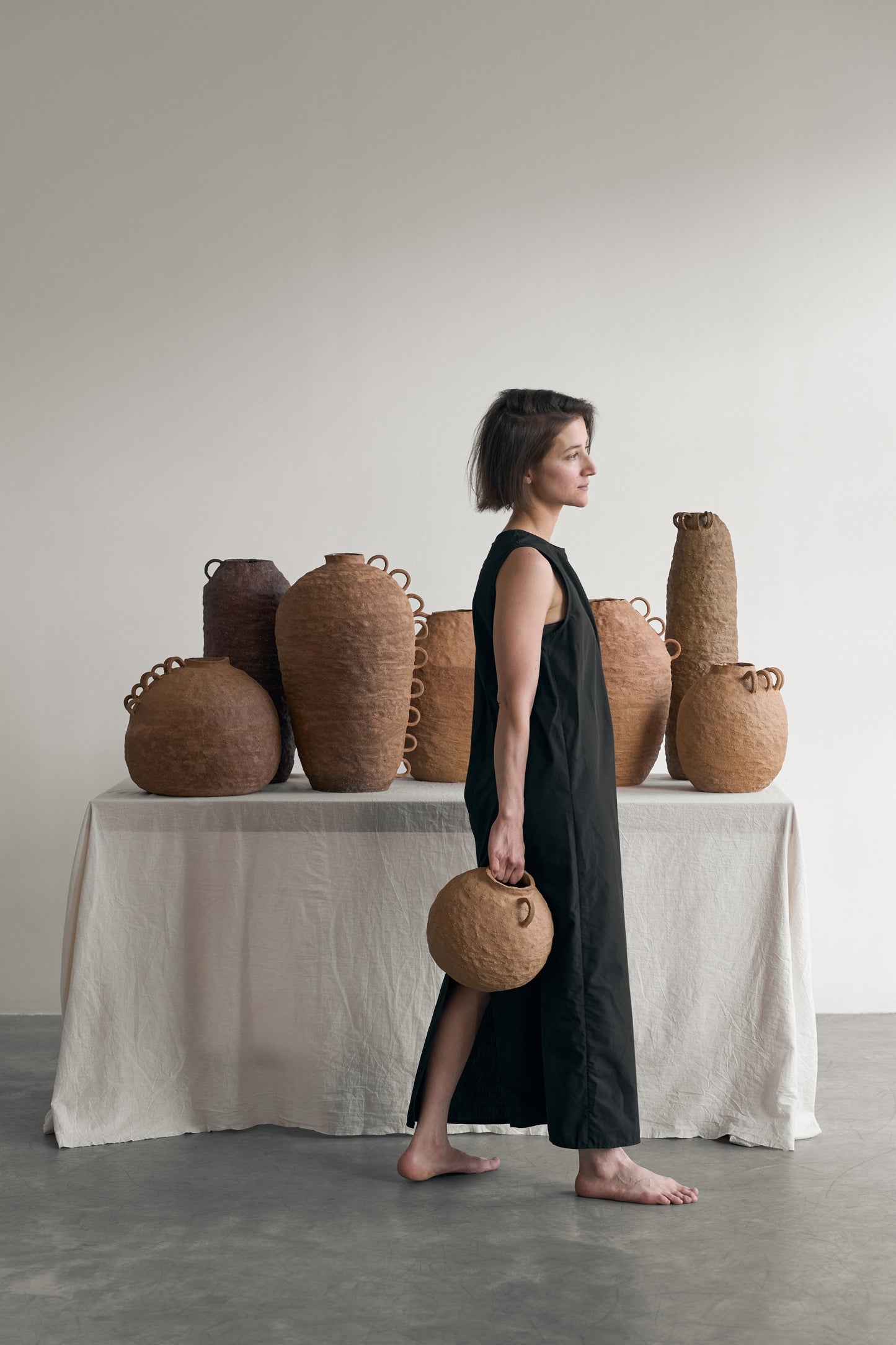 HUM - ceramic vase