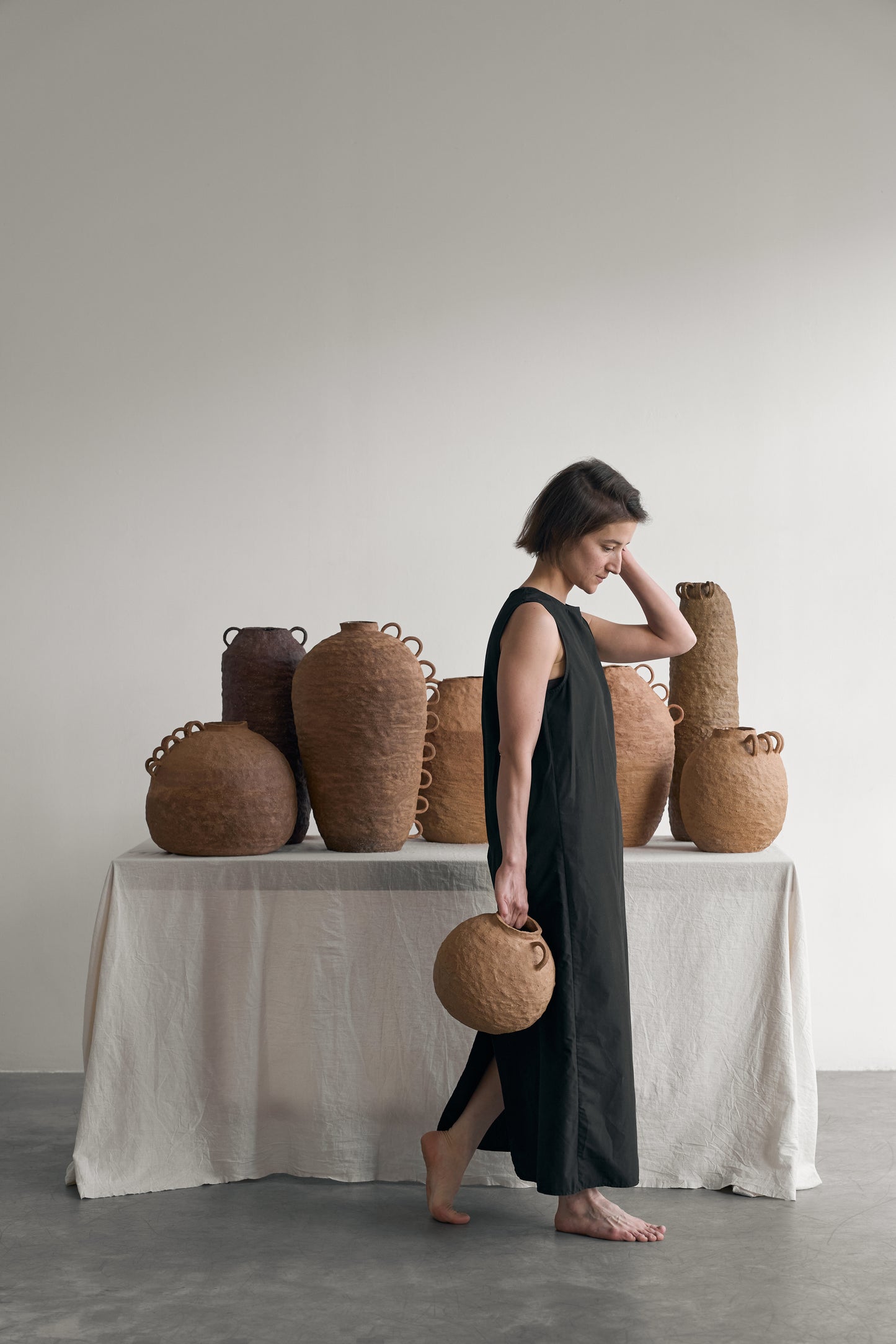 HUM - ceramic vase