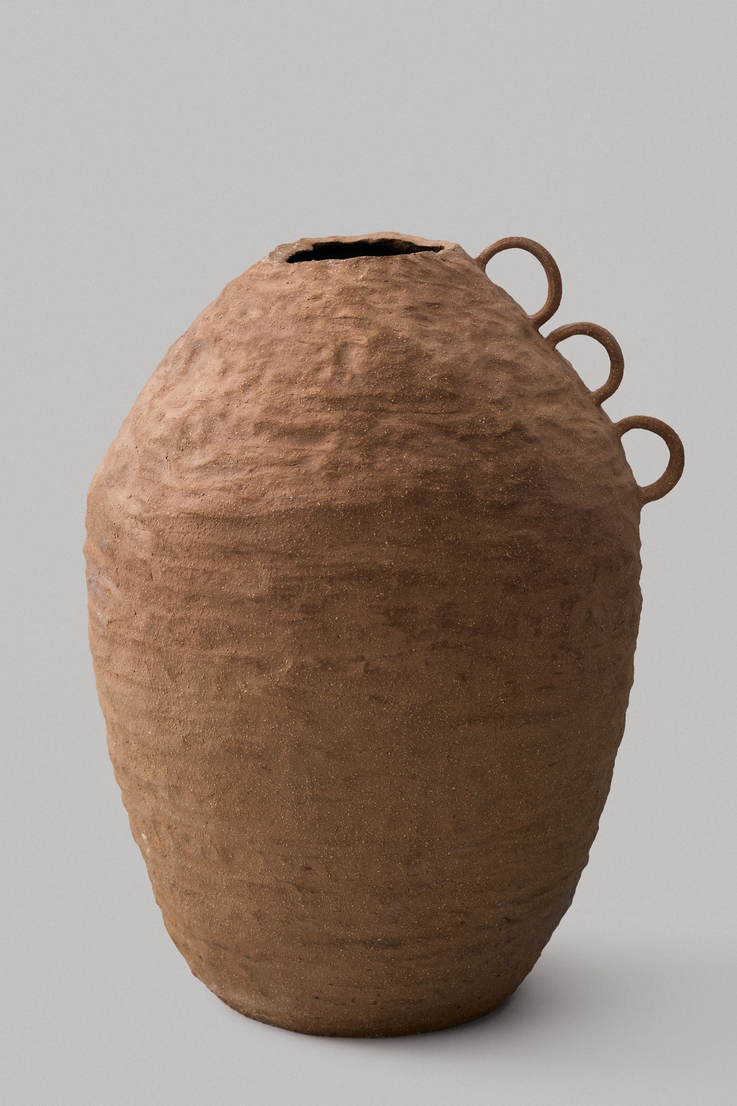 HUM - ceramic vase